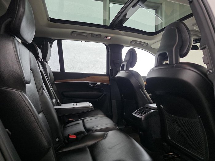 2020 Volvo XC90 D5 Momentum