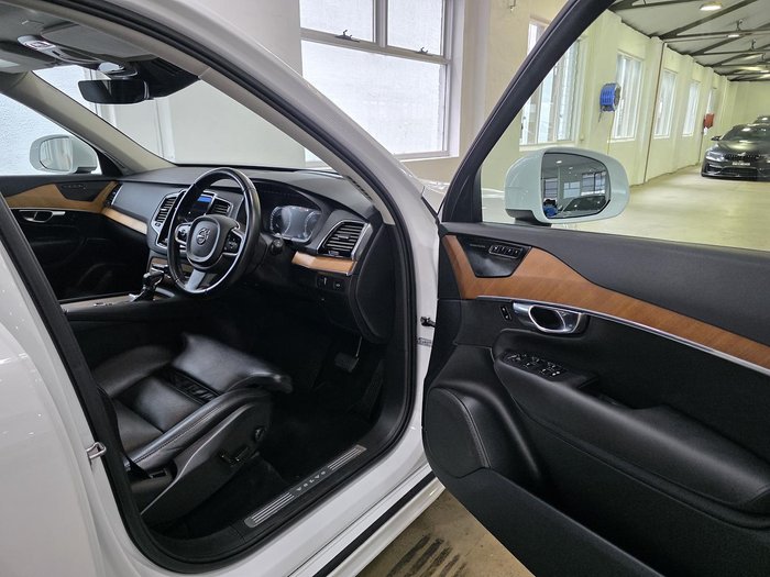 2020 Volvo XC90 D5 Momentum