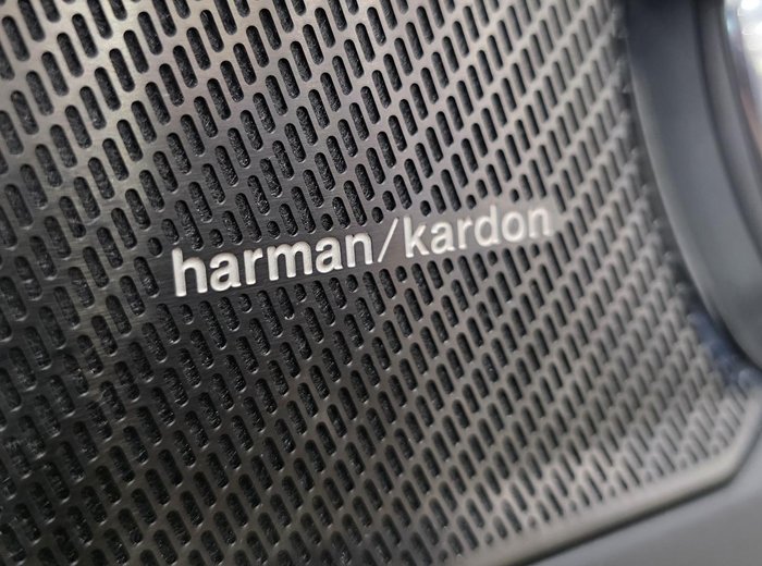 2018 Volvo XC40 D4 R-Design