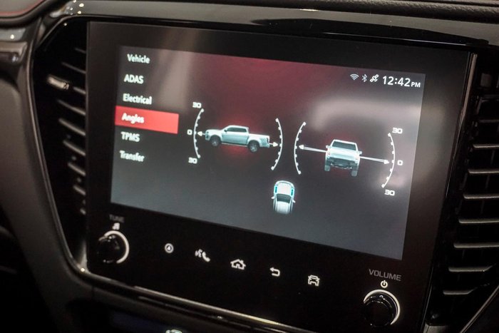 2025 Isuzu D-MAX X-TERRAIN