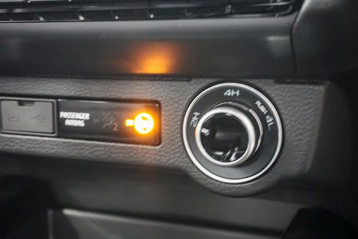 2025 Isuzu D-MAX X-TERRAIN