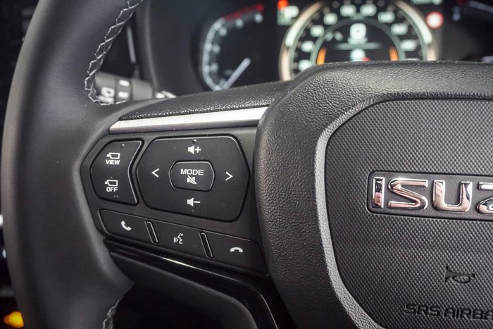 2025 Isuzu MU-X LS-T