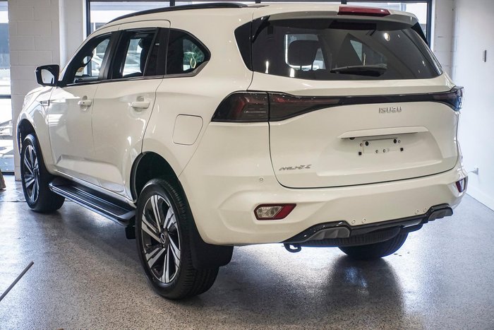 2025 Isuzu MU-X LS-T