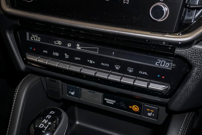 2025 Isuzu MU-X LS-T