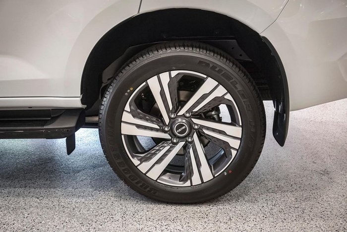 2025 Isuzu MU-X LS-T