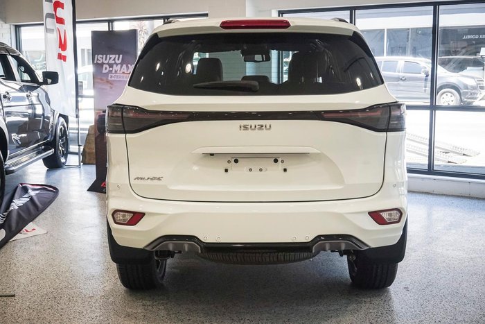 2025 Isuzu MU-X LS-T