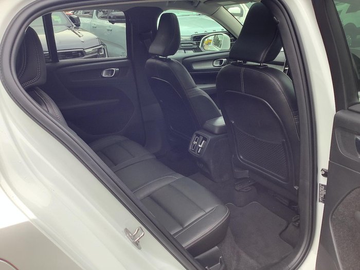 2021 Volvo XC40 T4 Inscription