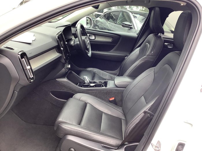 2021 Volvo XC40 T4 Inscription