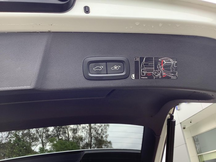 2021 Volvo XC40 T4 Inscription