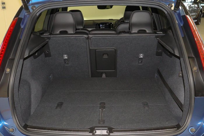 2020 Volvo XC40 T5 R-Design