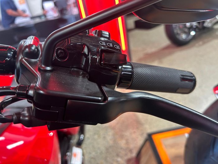 2025 Harley-Davidson CVO Road Glide ST 121 (FLTRXSTSE) Touring Red