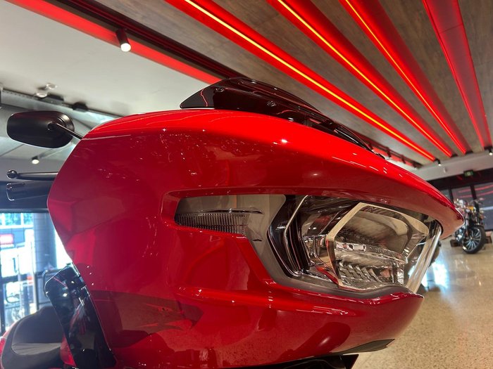 2025 Harley-Davidson CVO Road Glide ST 121 (FLTRXSTSE) Touring Red