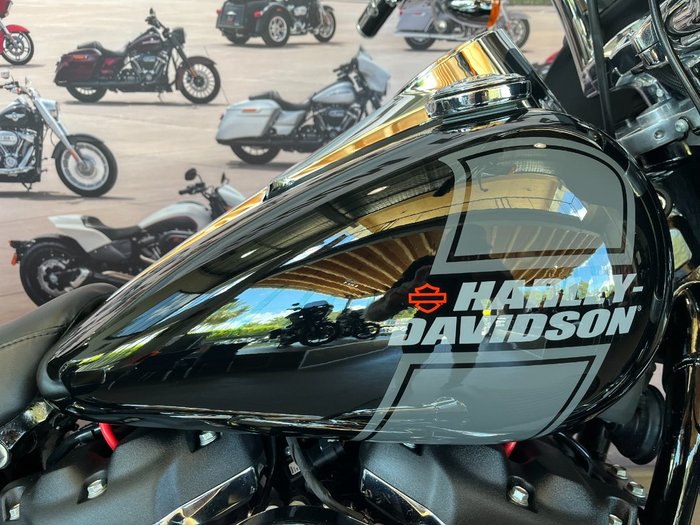 2021 Harley-davidson FLSB SPORT GLIDE (107) Black