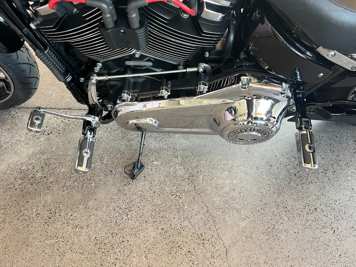 2021 Harley-davidson FLSB SPORT GLIDE (107) Black