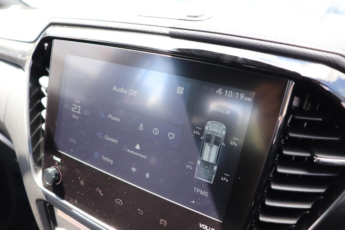 2025 Isuzu D-MAX BLADE