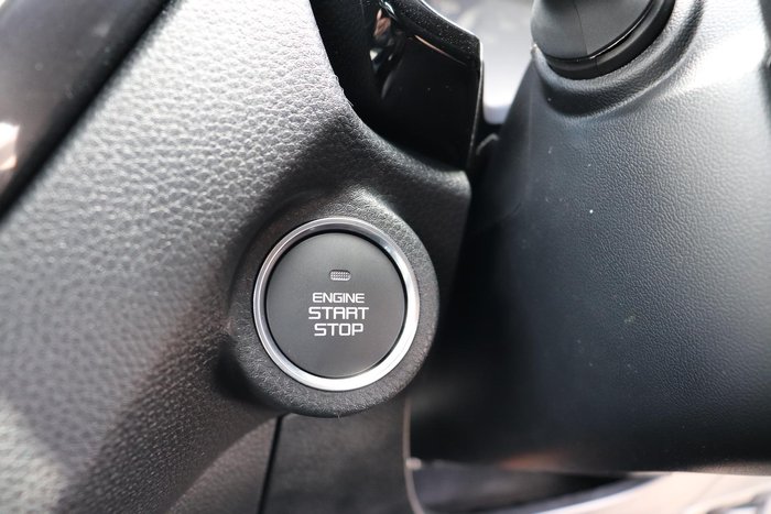 2025 Isuzu D-MAX BLADE