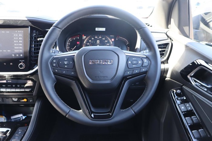 2025 Isuzu MU-X LS-T