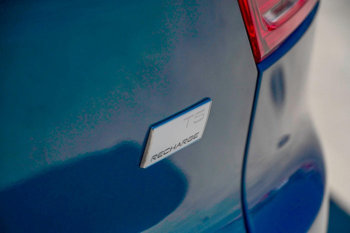 2021 Volvo XC40 Recharge Plug-In Hybrid