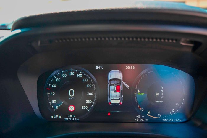 2021 Volvo XC40 Recharge Plug-In Hybrid