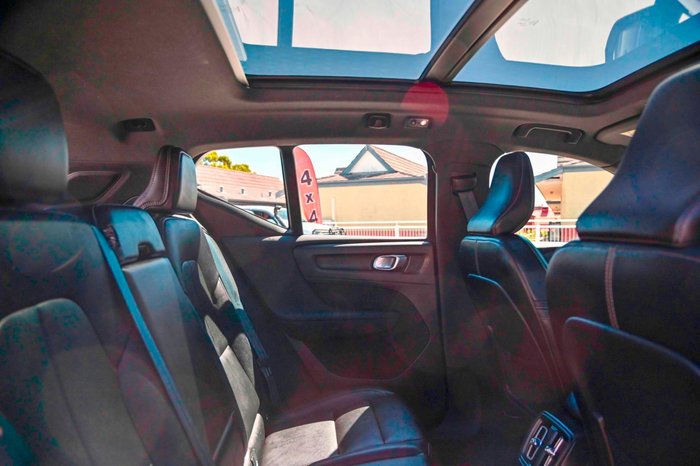 2021 Volvo XC40 Recharge Plug-In Hybrid