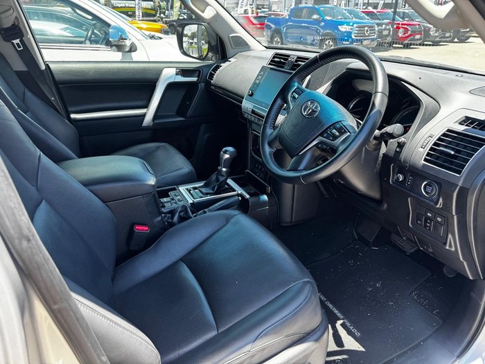 2023 Toyota Landcruiser Prado VX