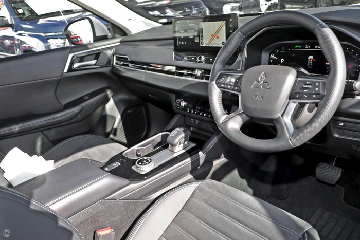 2025 Mitsubishi Outlander Aspire