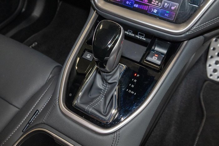 2025 Subaru Outback AWD Touring XT 6GEN MY25 AWD Crystal White