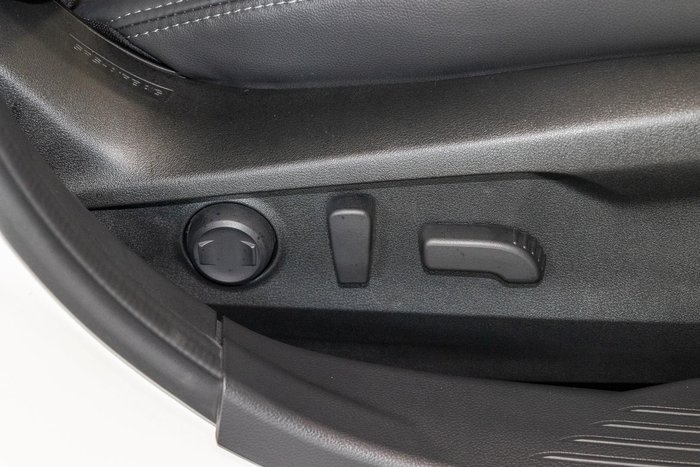 2025 Subaru Outback AWD Touring XT 6GEN MY25 AWD Crystal White