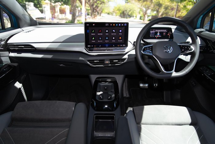 2025 Volkswagen ID.4 Pro