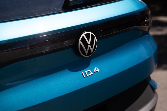 2025 Volkswagen ID.4 Pro