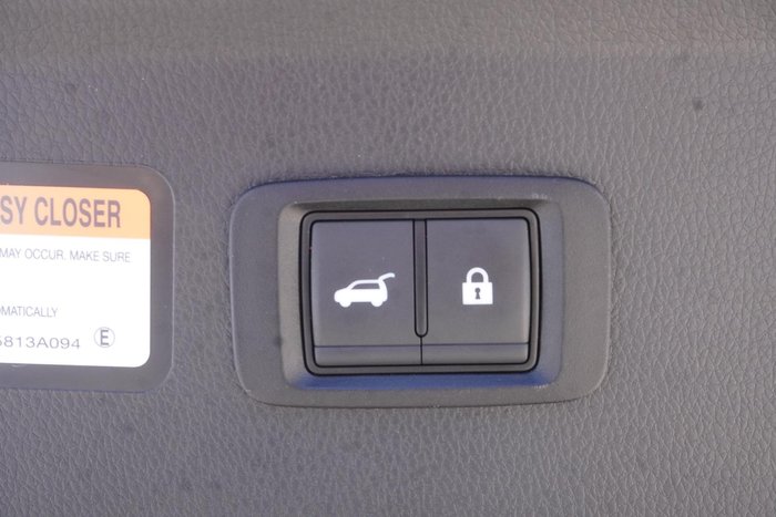 2024 Mitsubishi Eclipse Cross PHEV Exceed