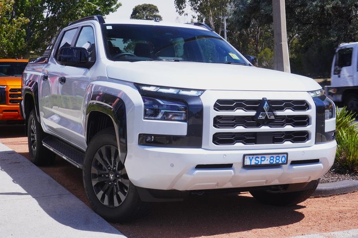 2025 Mitsubishi Triton GSR