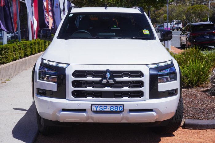 2025 Mitsubishi Triton GSR