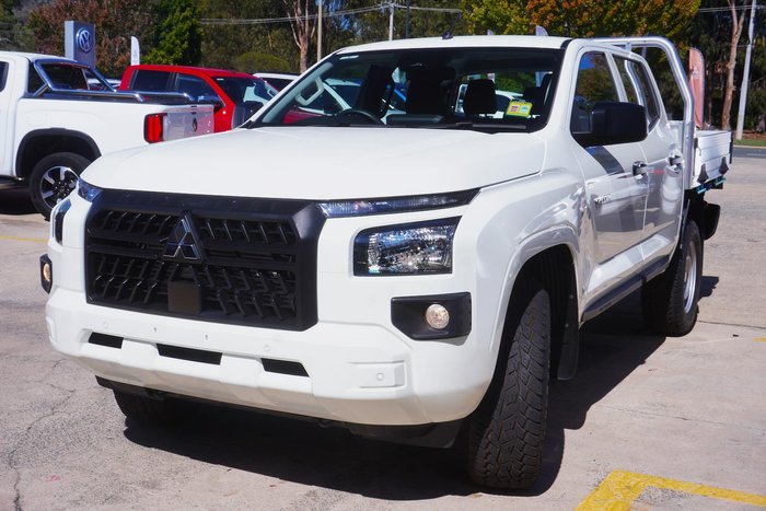 2025 Mitsubishi Triton GLX