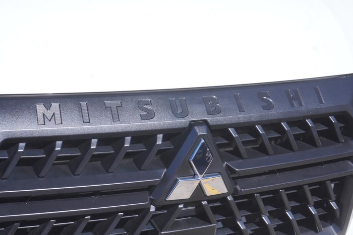 2025 Mitsubishi Triton GLX