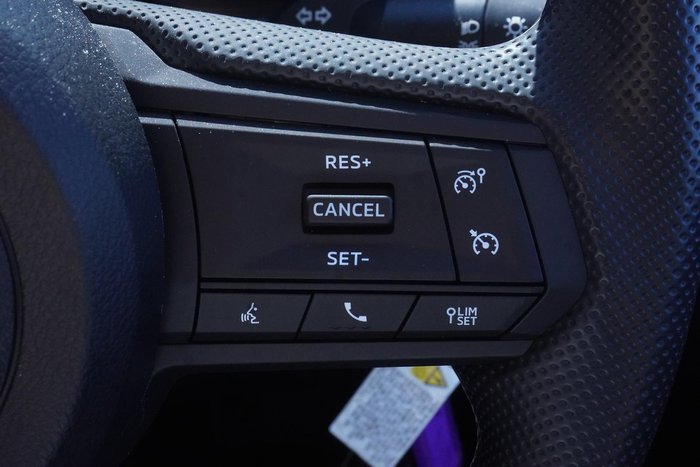 2025 Mitsubishi Triton GLX