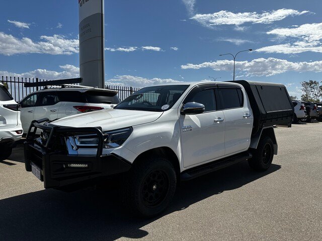 2021 Toyota Hilux HILUX 4x4 2.8L DSL D/C/C 6AT SR5 2U76950 001 Glacier White