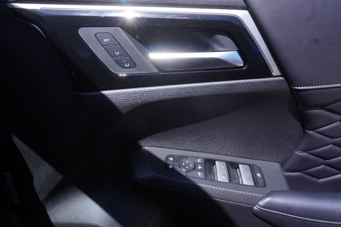 2025 Mitsubishi Outlander Exceed