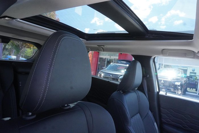 2025 Mitsubishi Outlander Exceed