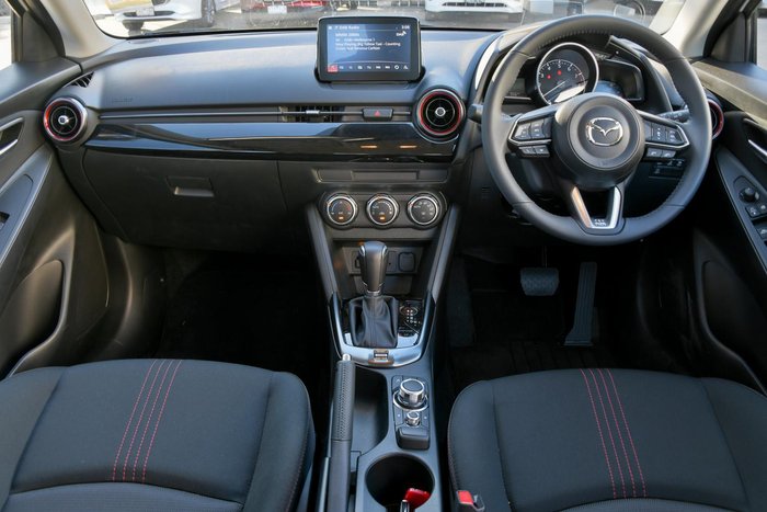 2025 Mazda 2 G15 Evolve