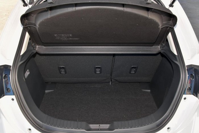 2025 Mazda 2 G15 Evolve