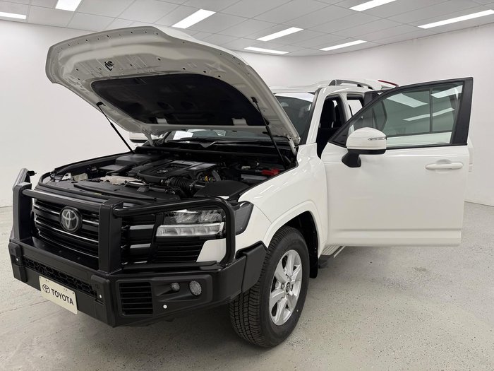2024 Toyota Landcruiser GXL FJA300R 4X4 Dual Range Glacier White