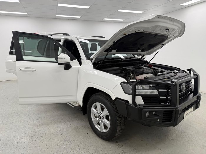 2024 Toyota Landcruiser GXL FJA300R 4X4 Dual Range Glacier White