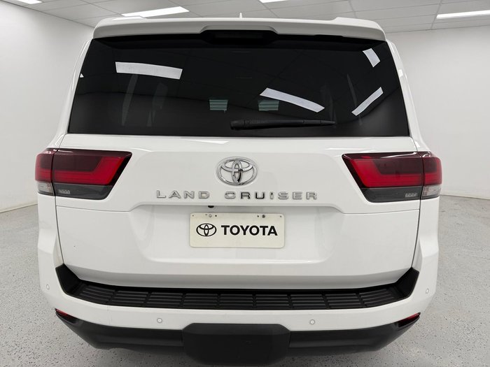2024 Toyota Landcruiser GXL FJA300R 4X4 Dual Range Glacier White