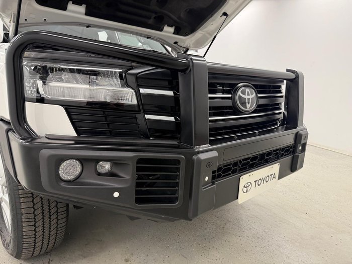 2024 Toyota Landcruiser GXL FJA300R 4X4 Dual Range Glacier White