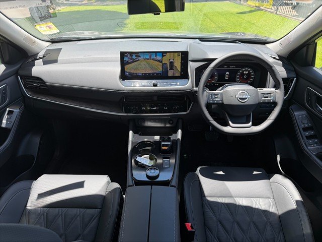 2025 Nissan T33 TI-L