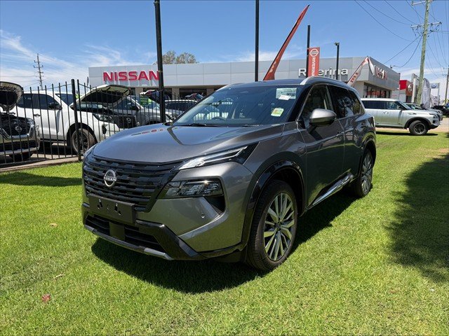 2025 Nissan T33 TI-L