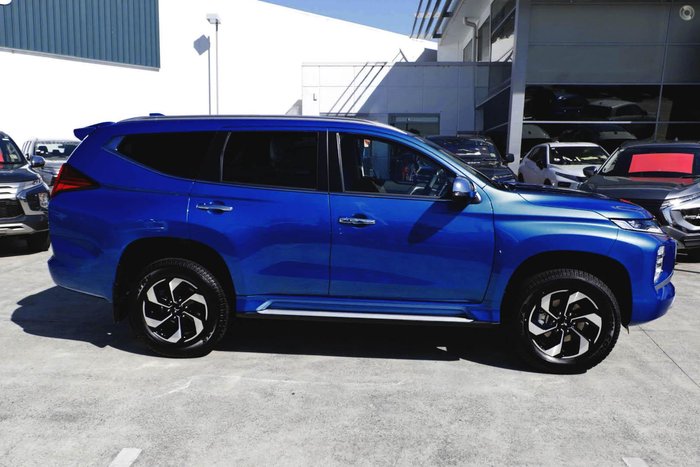 2025 Mitsubishi Pajero Sport GLS