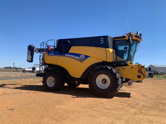 2016 New Holland Cr9.90