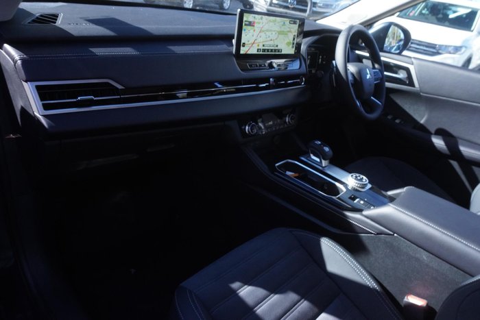 2025 Mitsubishi Outlander Aspire